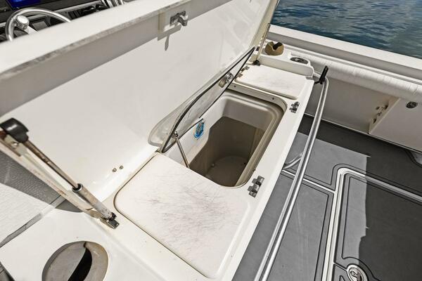 33ft Hydra Sports Yacht For Sale