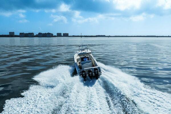 33ft Hydra Sports Yacht For Sale