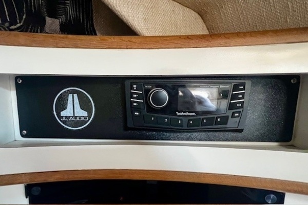 Sea Ray 400 express Yacht For Sale