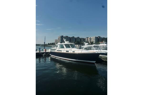 Synchronicity  34ft Sabre Yacht For Sale