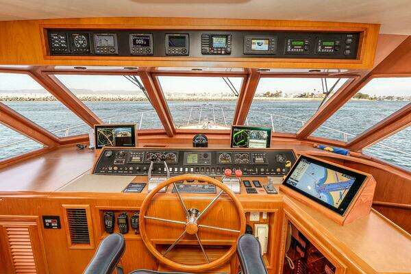 2000 Offshore Yachts 63