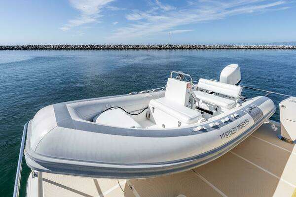 2000 Offshore Yachts 63