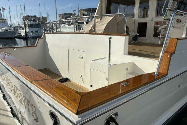 2000 Offshore Yachts 63