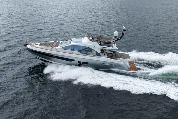 60ft Azimut Yacht For Sale