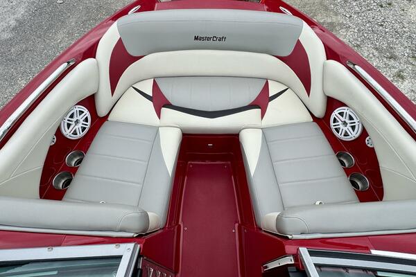 20ft Mastercraft Yacht For Sale