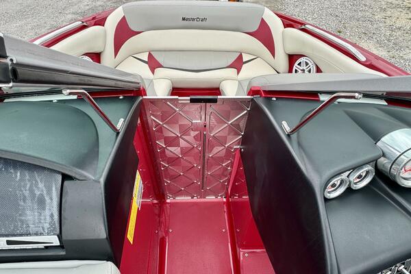 20ft Mastercraft Yacht For Sale