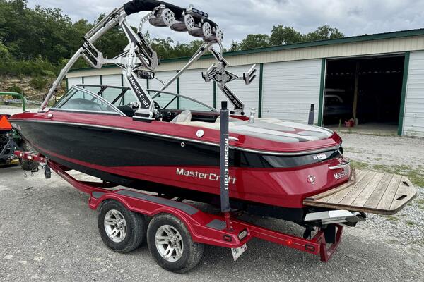 20ft Mastercraft Yacht For Sale