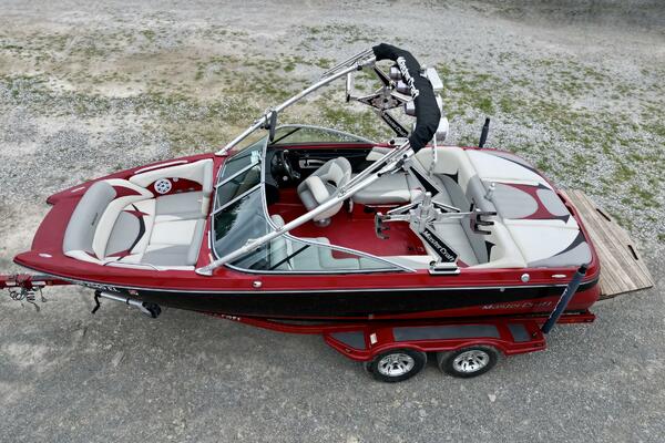 20ft Mastercraft Yacht For Sale