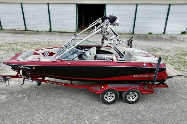 20ft Mastercraft Yacht For Sale