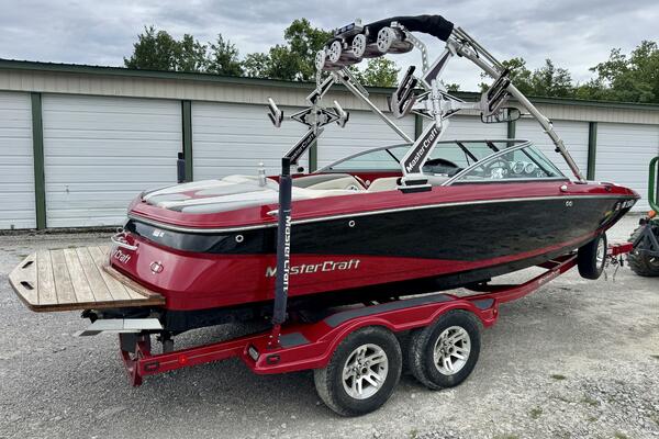20ft Mastercraft Yacht For Sale