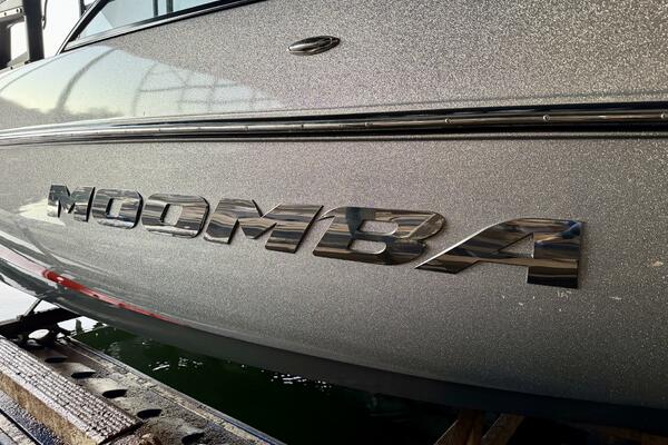 22ft Moomba Yacht For Sale