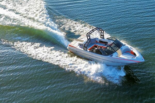 22ft Moomba Yacht For Sale