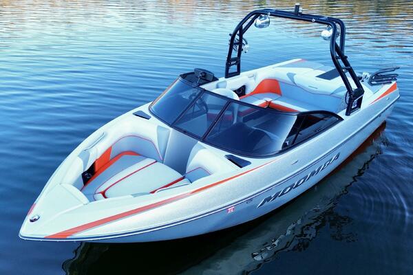 22ft Moomba Yacht For Sale