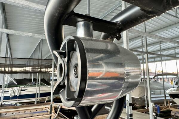 22ft Moomba Yacht For Sale