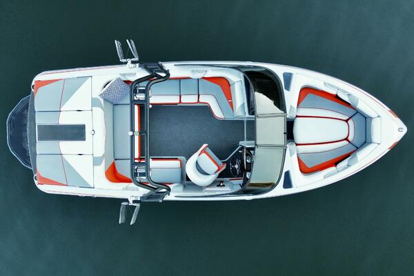 22ft Moomba Yacht For Sale