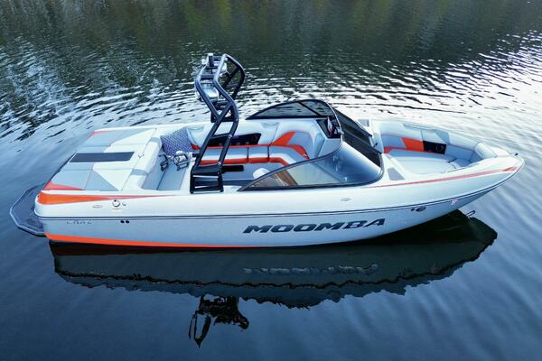 22ft Moomba Yacht For Sale