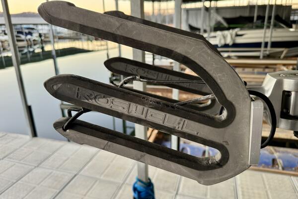 22ft Moomba Yacht For Sale