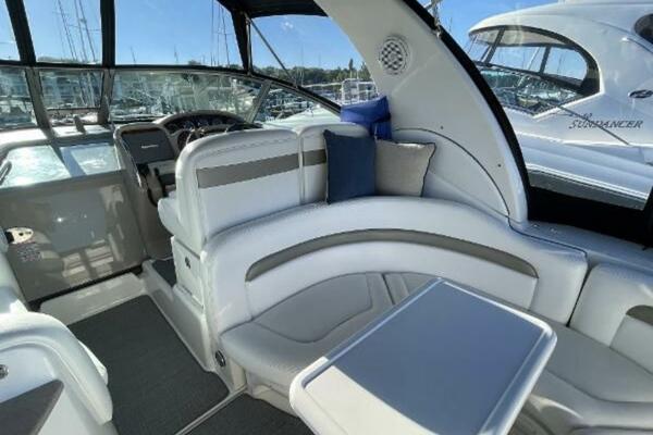 32ft Sea Ray Yacht For Sale
