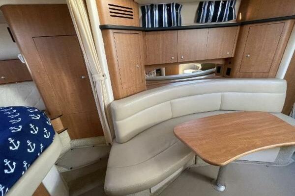 32ft Sea Ray Yacht For Sale