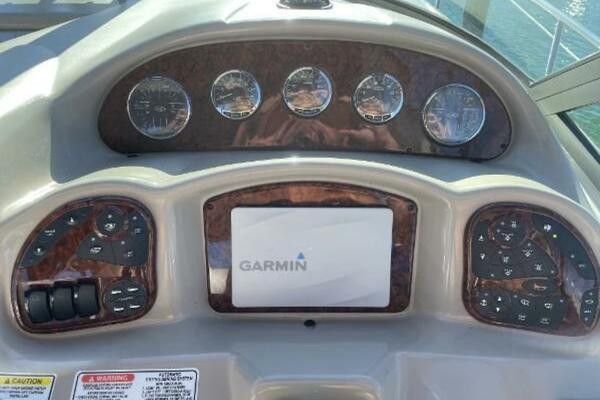 32ft Sea Ray Yacht For Sale