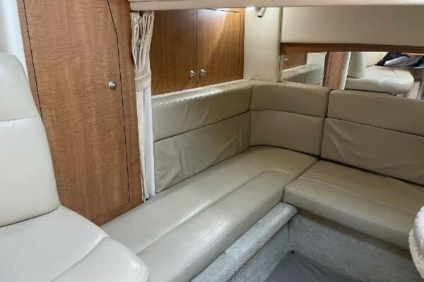 32ft Sea Ray Yacht For Sale