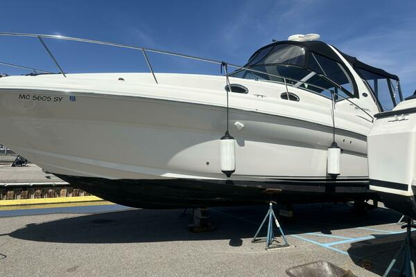 32ft Sea Ray Yacht For Sale