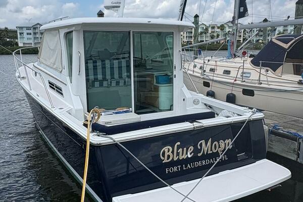 33ft Back Cove Yacht For Sale
