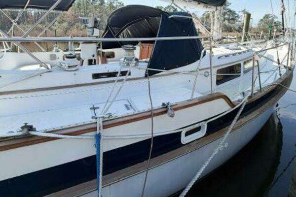 43-ft-Irwin-1989-43 Mark III-DHARMA New Bern North Carolina United States  yacht for sale