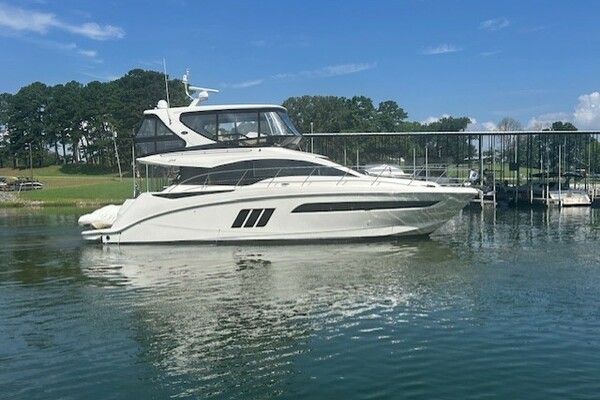 2016 Sea Ray 50 510 FLY