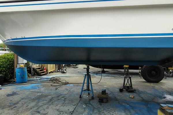 58ft Gibson Yacht For Sale