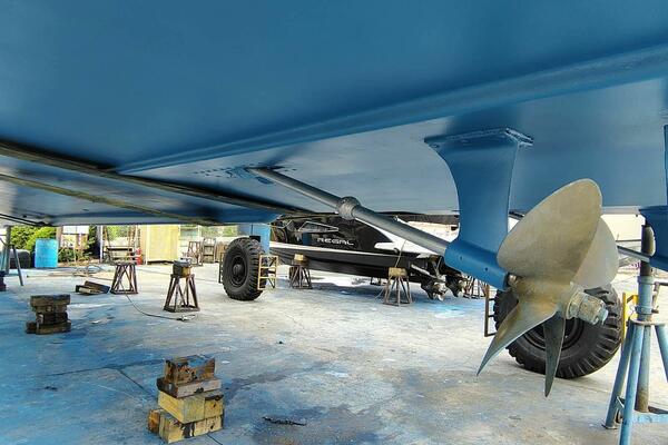 58ft Gibson Yacht For Sale