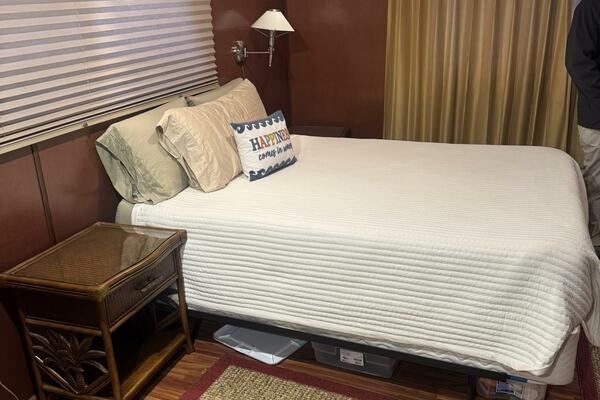 58ft Gibson Yacht For Sale