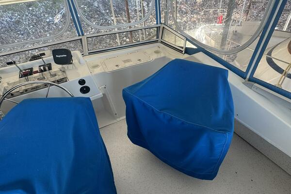 58ft Gibson Yacht For Sale