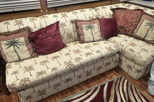 58ft Gibson Yacht For Sale