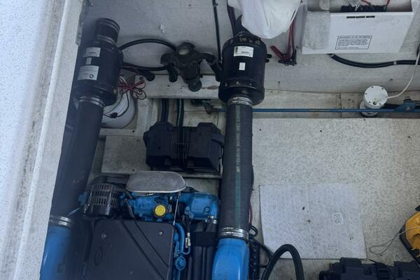 58ft Gibson Yacht For Sale