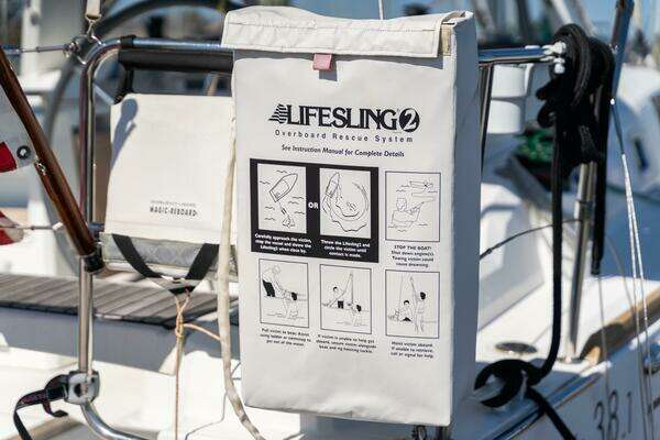 Beneteau Oceanis 38.1 Yacht For Sale