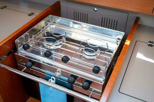 Beneteau Oceanis 38.1 Yacht For Sale