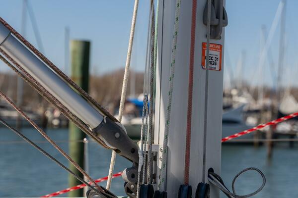 Fine Tuned 38ft Beneteau Yacht For Sale