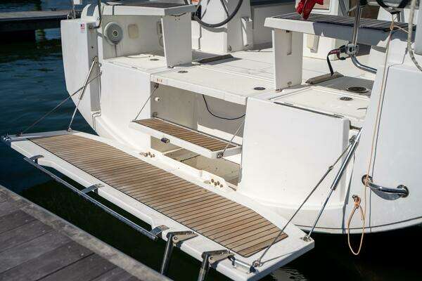 Beneteau Oceanis 38.1 Yacht For Sale