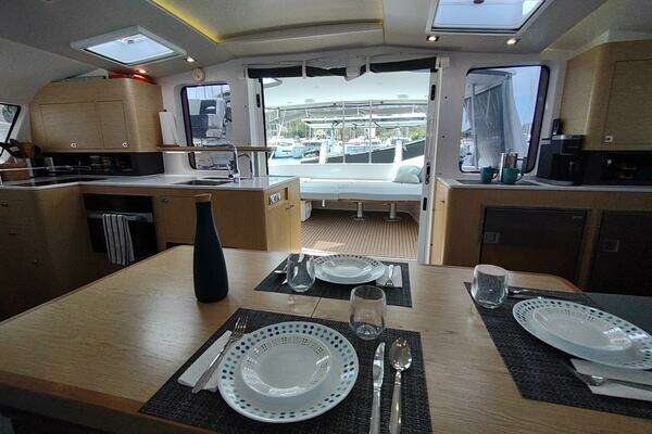 Outremer 51 Yacht For Sale