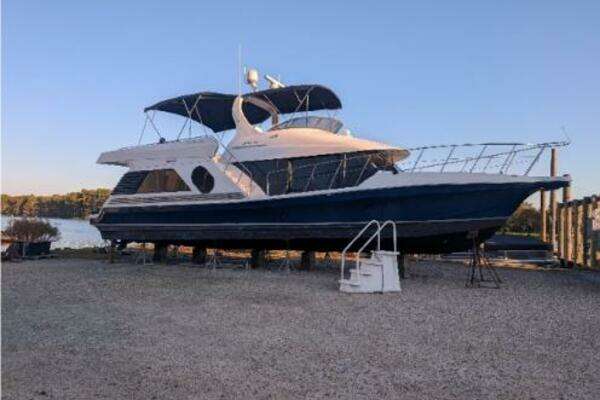2007 Bluewater 52