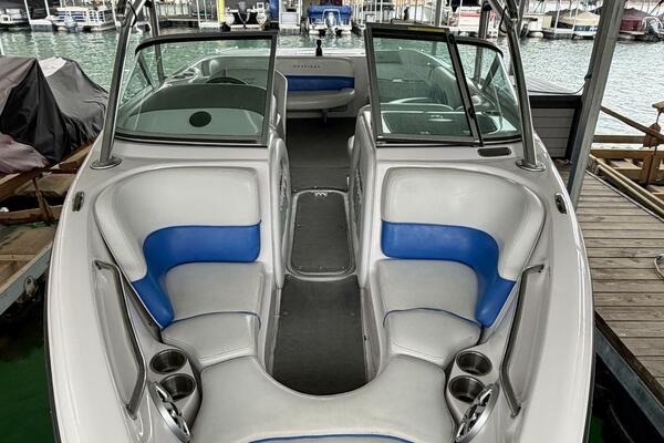 21ft Correct Craft Yacht For Sale