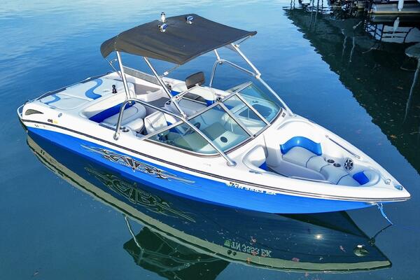 21ft Correct Craft Yacht For Sale