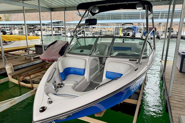 21ft Correct Craft Yacht For Sale