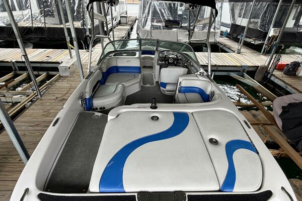 21ft Correct Craft Yacht For Sale