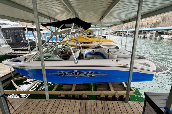 21ft Correct Craft Yacht For Sale