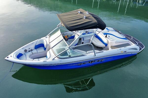 21ft Correct Craft Yacht For Sale