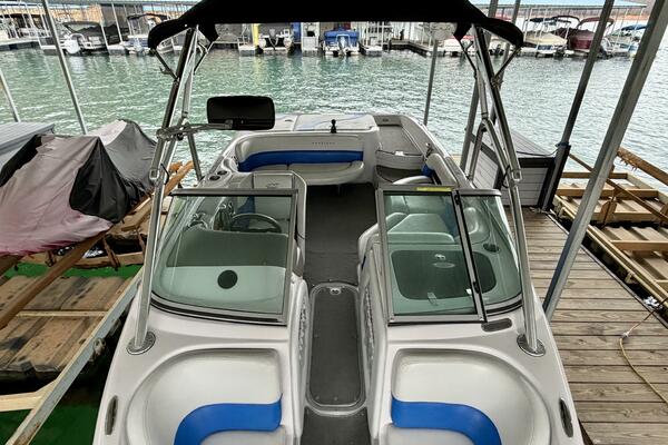 21ft Correct Craft Yacht For Sale