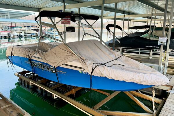 21ft Correct Craft Yacht For Sale