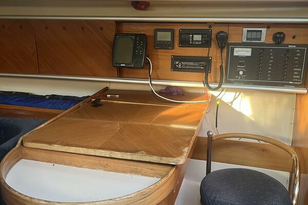 41ft Beneteau Yacht For Sale